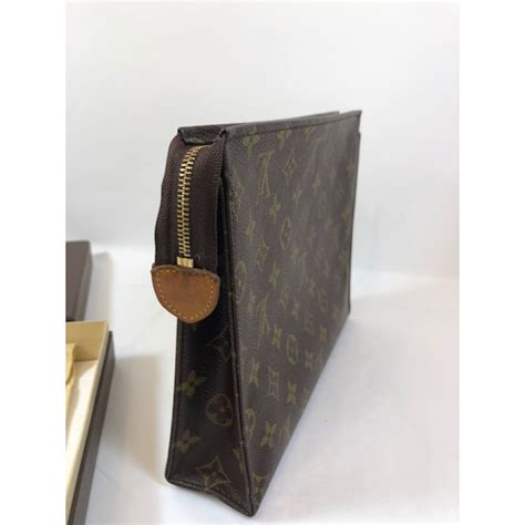 louis vuitton pochette toilette 26